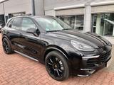 Porsche Cayenne S/Sport-Design-Paket/LED/ACC/Panorama - Porsche Gebrauchtwagen in Halle