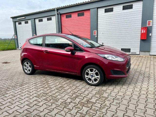 Ford Fiesta SYNC Edition 1 Hand