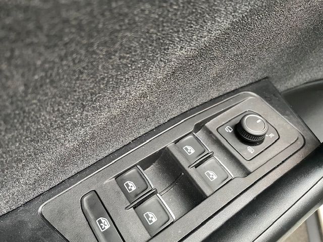 T-Roc Move 1.5 TSI DSG Navi Kamera digitales Coc