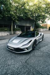 Ferrari F8 Tributo Carbon Ferrari Aprroved Lift PPF - graue Ferrari F8