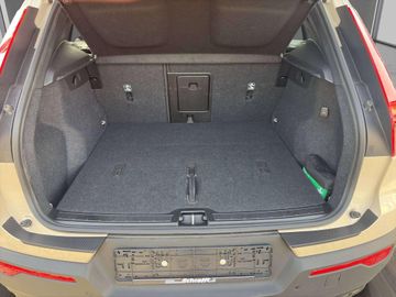Volvo XC40 Plus Dark B4 2WD Deal Attack bis 30.10.2026