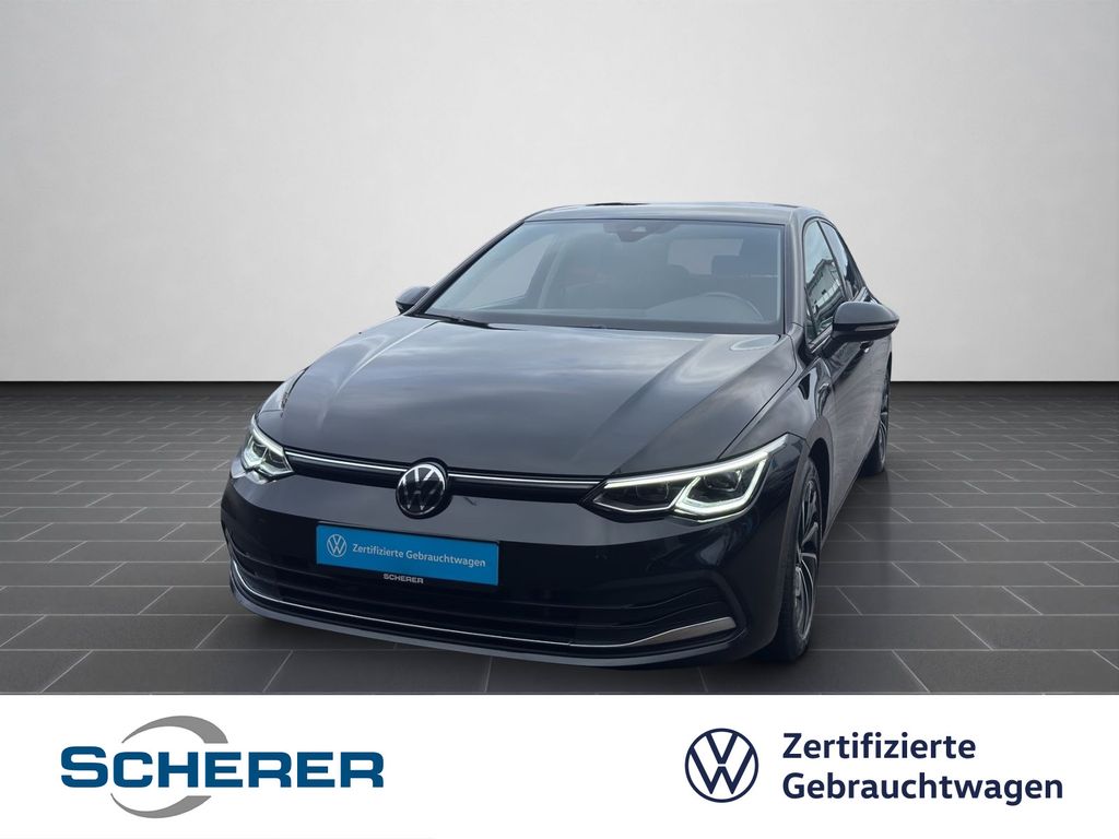 Golf VIII ACTIVE 2.0 TDI DSG LED PLUS NAVI AHK R