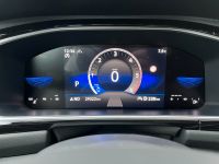 Volkswagen T-Roc 2.0 TDI DSG R-Line 2.HD NAV KAM AHK 2J GAR bei Autohaus Landmann & Maier OHG