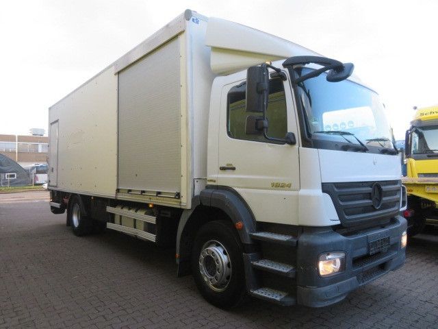 Mercedes-Benz AXOR 1824 Koffer 7.7m LBW 2ton,