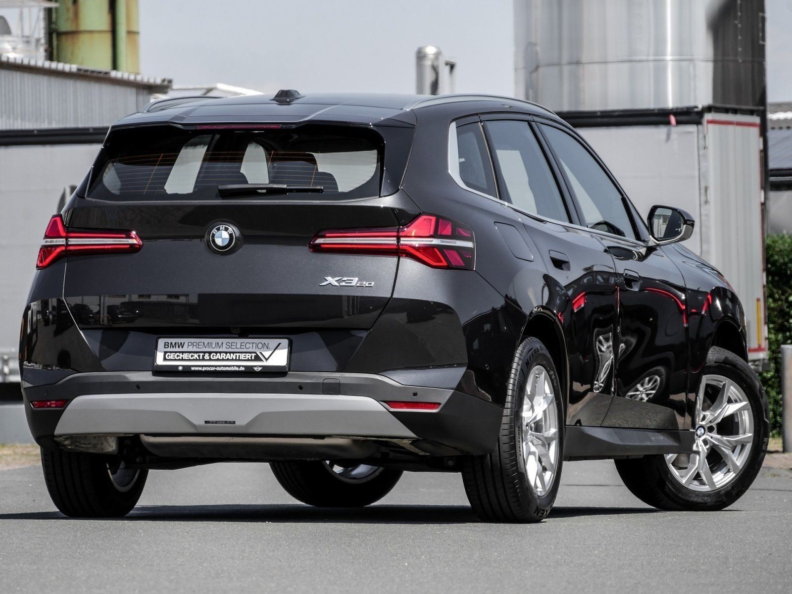 BMW X3 20 xDrive RFK NAVI LED PDC DAB Parkass foto 2