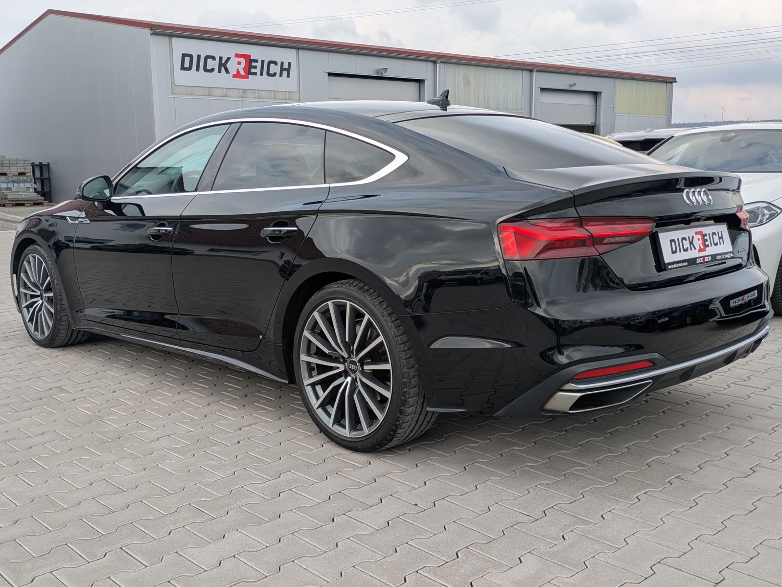 Fahrzeugabbildung Audi A5 40 TFSI quattro MATRIX*PANO*LEDER*ACC*KAMERA