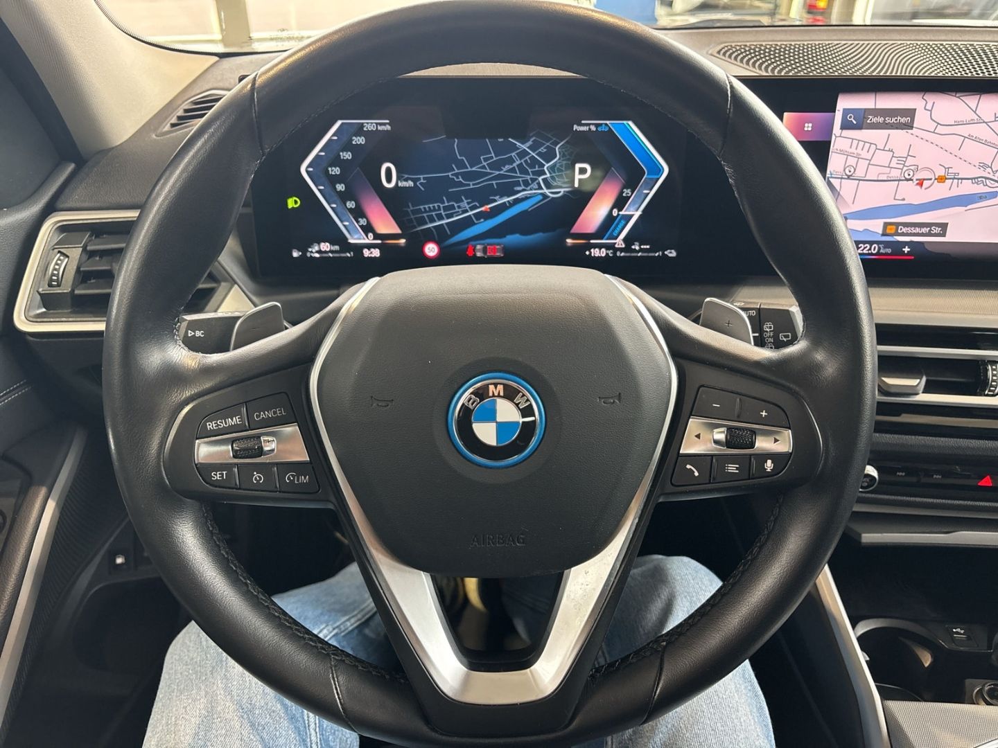 BMW 330 e Touring+SPORTSITZE+AHK+LED+DAB+PDC+ foto 18