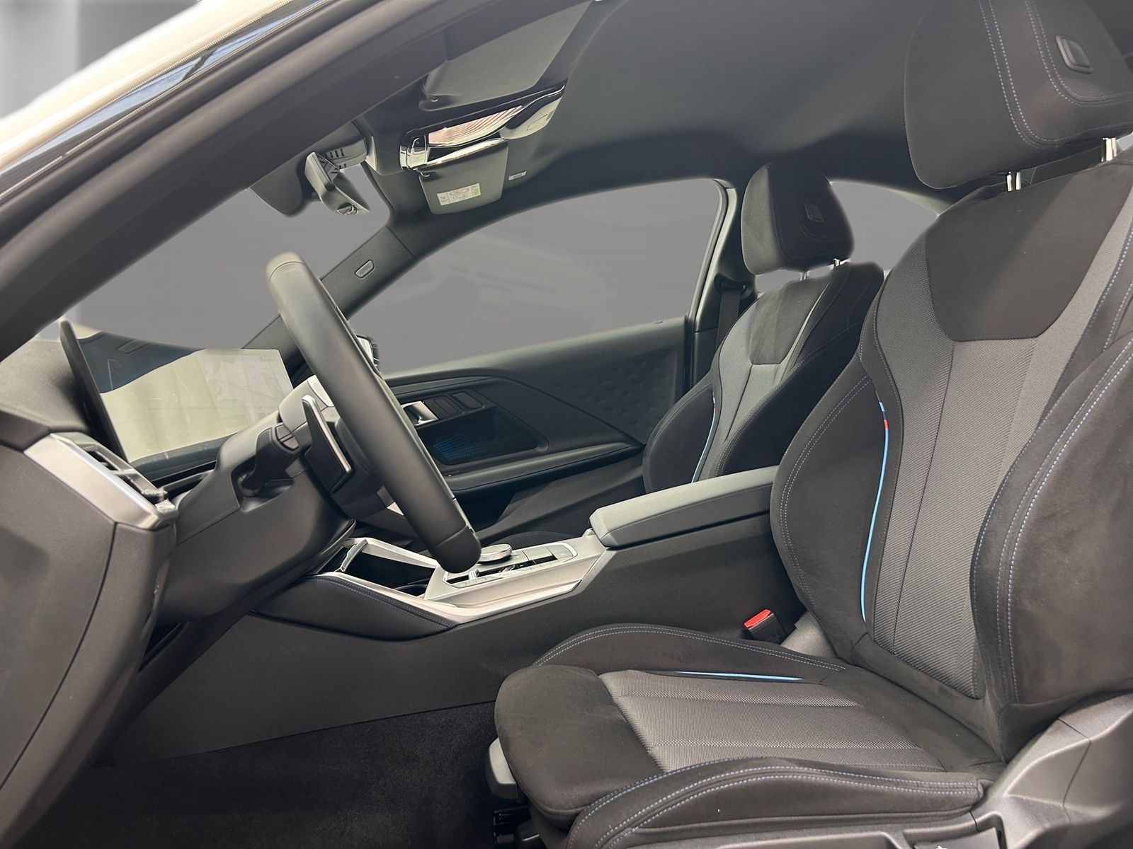 BMW 218 - Bild 9