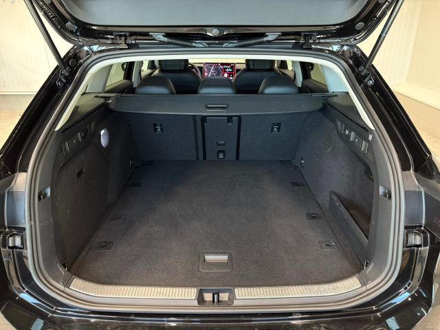 Passat Variant Business 2.0 TDI DSG AHK NAVI IQ.