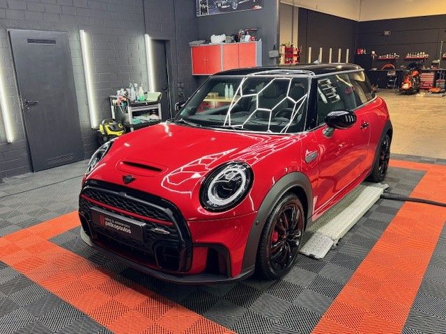 MINI John Cooper Works Trim