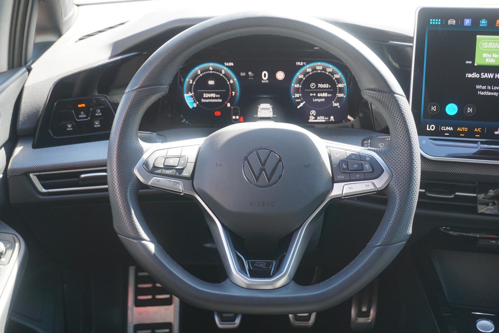 Volkswagen Golf VIIITSI 1.5 TSI R-Line LED ACC App-Connect, миниатюра 20