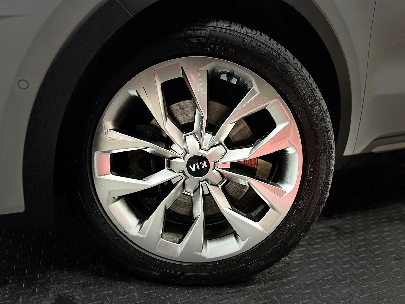 KIA Sorento 2.2CRDi PLATINUM 4WD* LED#4xSHZ#LH#KEYLE - Image 9