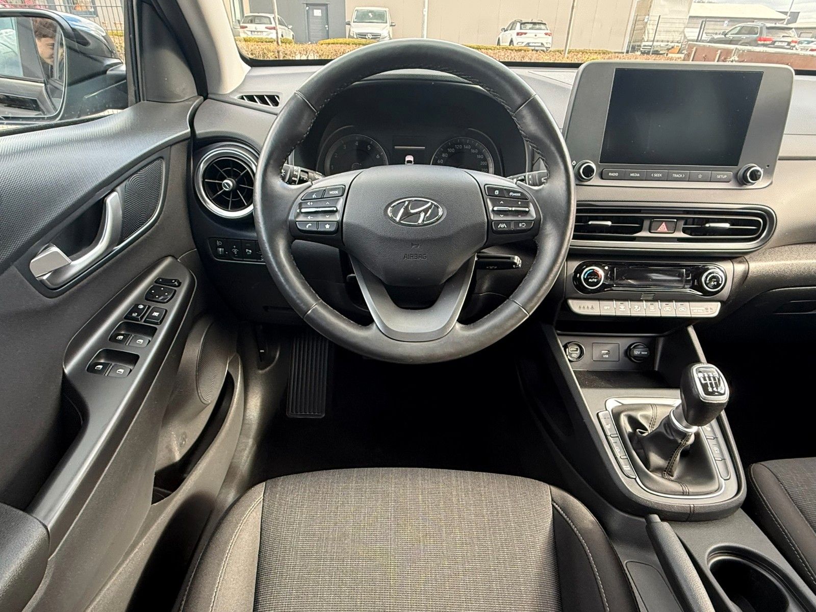 Fahrzeugabbildung Hyundai Kona Select Mild-Hybrid 2WD