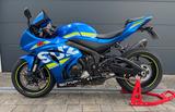 Suzuki GSXR 1000 - SUZUKI 1000