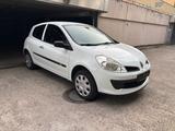 Renault Clio3 1.2 16V | TÜV 08/27 | Service Neu - Renault Clio: 3.0