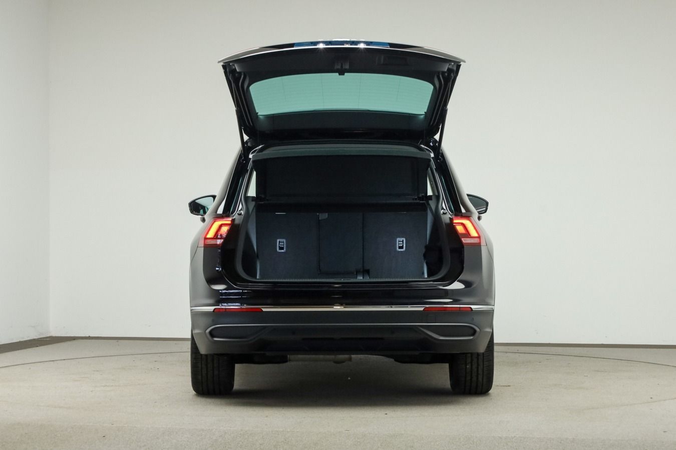 Volkswagen Tiguan - Bild 8