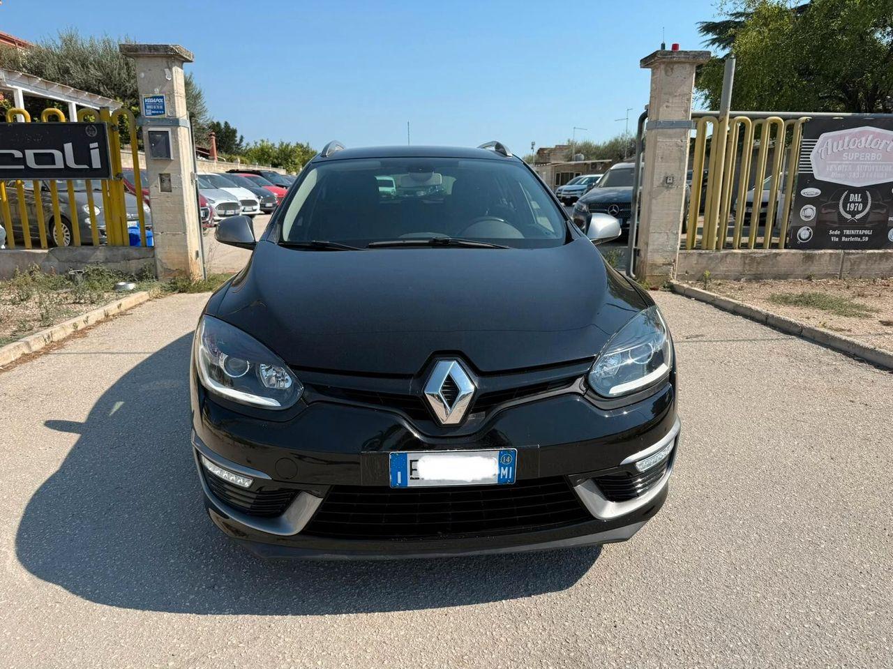 Renault Megane 2014 — rear view