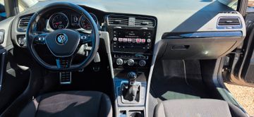 Volkswagen Golf - 7