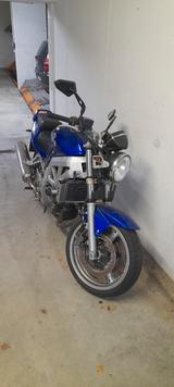 Suzuki SV 650 S - SUZUKI 2004 SV650