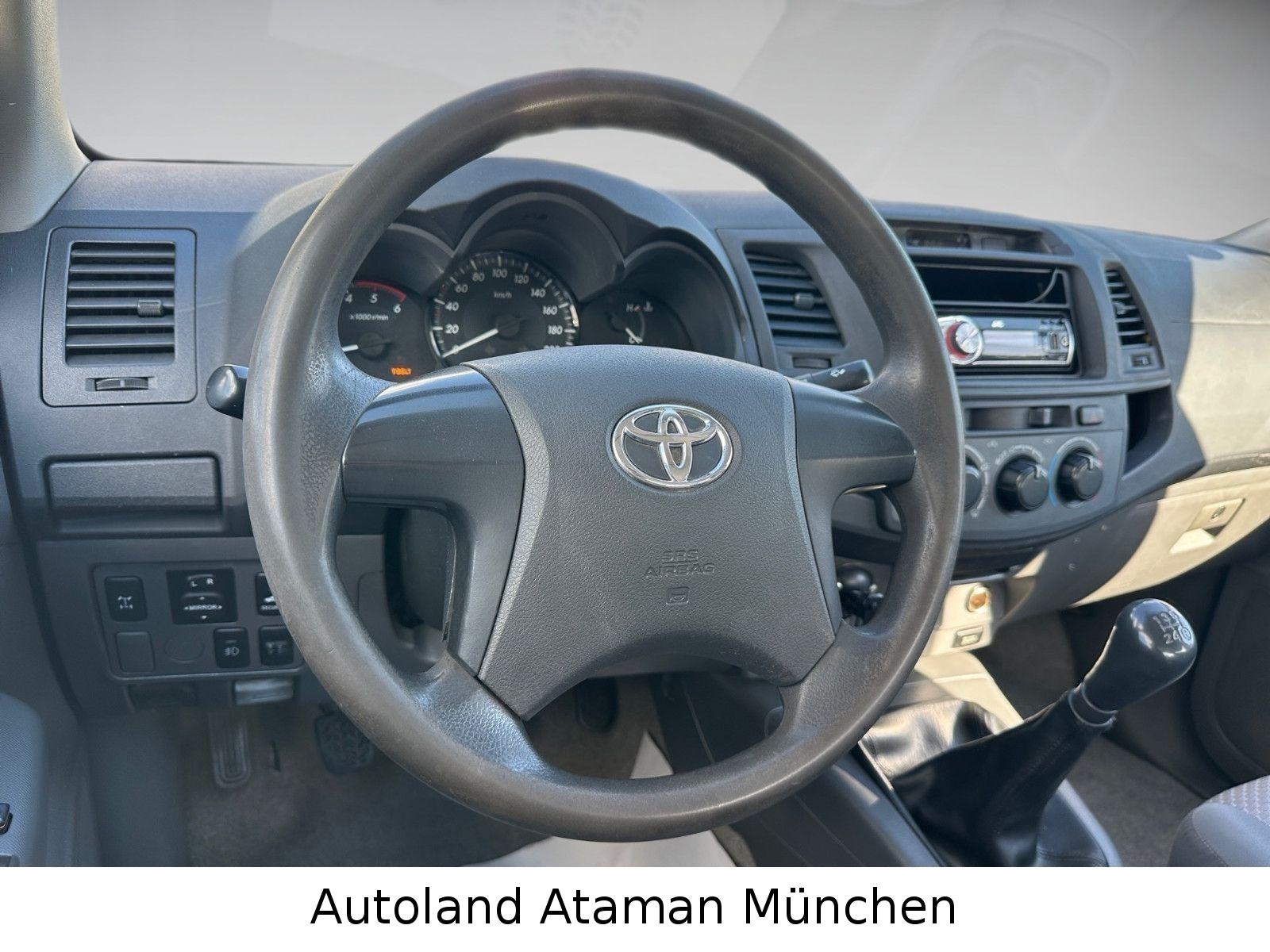 Toyota Hilux Double Cabine 2.5D 144ch - 2 ème main - Carnet entretien - Attelage - Bluetooth