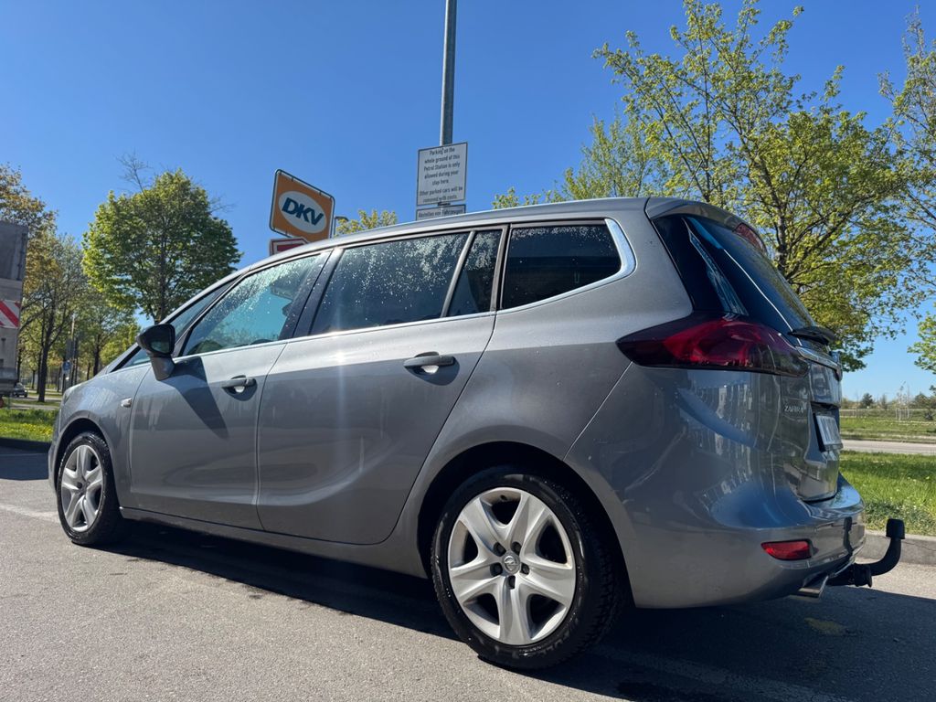 Image of Opel Zafira Tourer