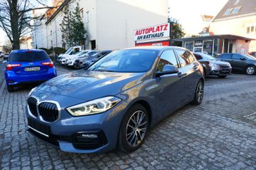 Fahrzeugabbildung BMW 120 1 Limousine 120 d xDrive Sport Line