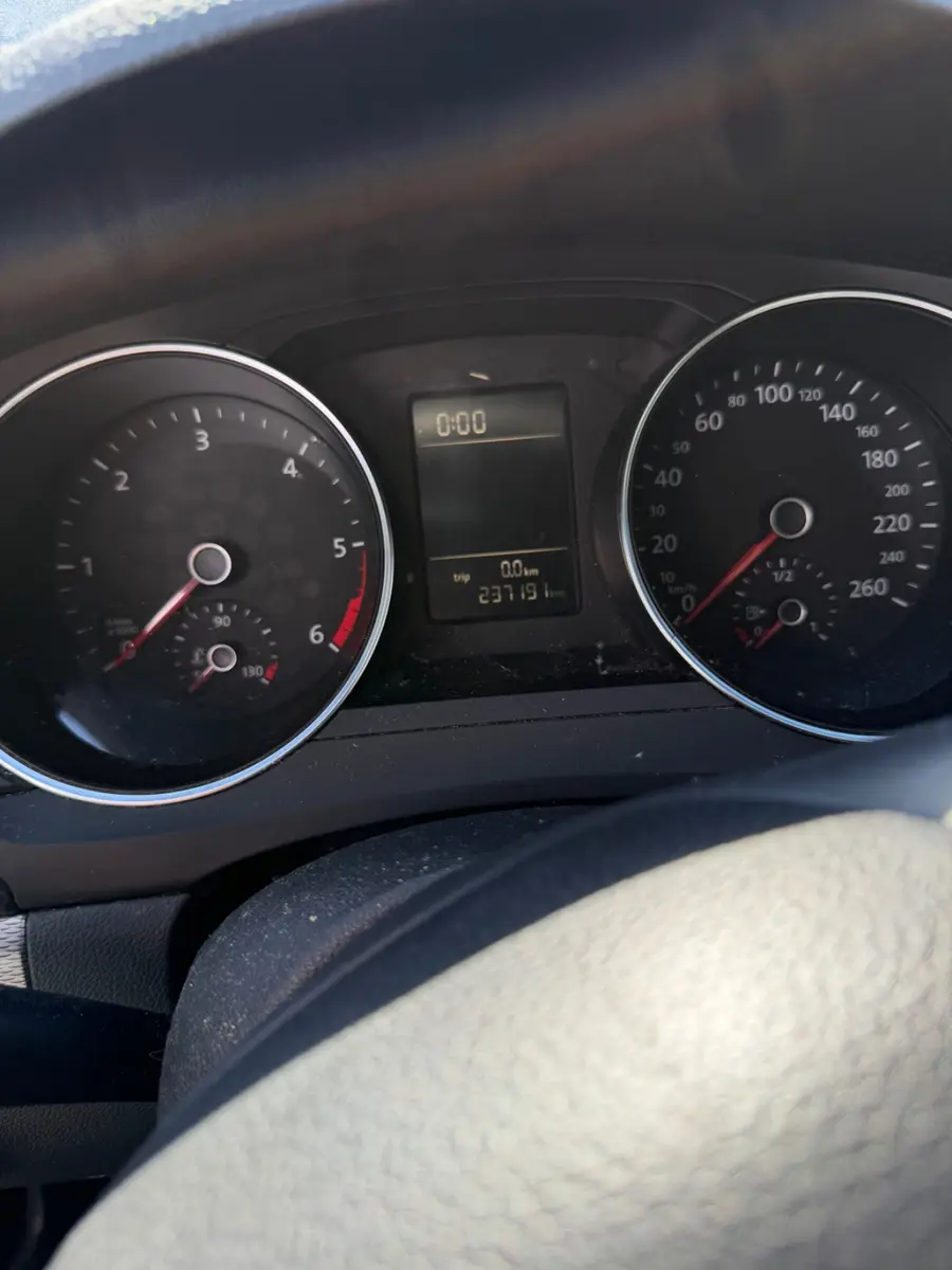 Volkswagen Passat 2015 — photo 16