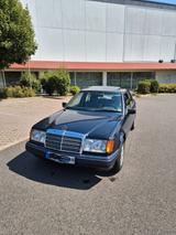 Mercedes-Benz 200 E, TÜV neu, H-Zul., Investitionen - gebrauchte Mercedes-Benz 200 aus dem Jahr 1991