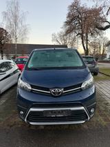 Toyota Proace Compact Comfort - blaue Toyota Proace (Verso)