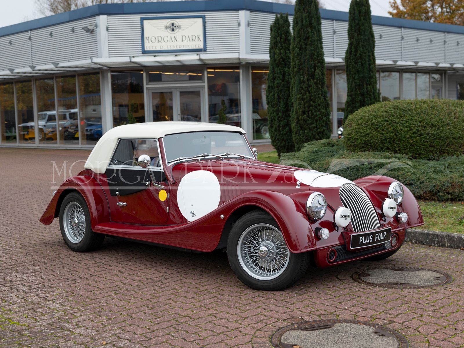 Fahrzeugabbildung Morgan Plus Four Sondermodell LM62 *rot Nr. 30/62*