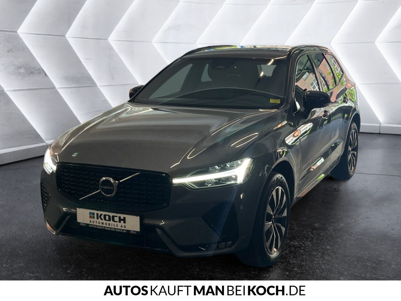 Volvo XC60 B4B Plus Dark ACC PANO FSHz VLED 4xSHz H&K imagem 3