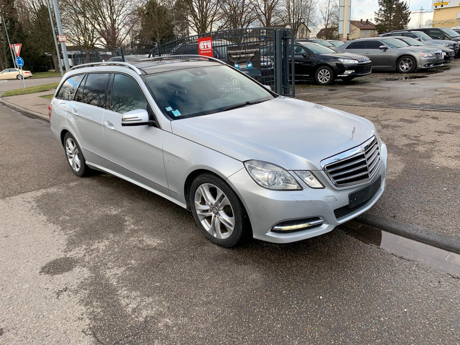 Mercedes-Benz E220 CDI T *Pano*Leder*AVANTGARDE*