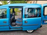 Opel OPEL COMBO 1.6 KLIMA AHK SAUBER - gebrauchte Opel Combo aus dem Jahr 2002