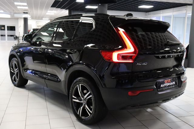 Fahrzeugabbildung Volvo XC 40 XC40 Plus Dark AWD|H/K|AHK|LED|KAMERA|
