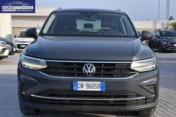 Volkswagen Tiguan - 2
