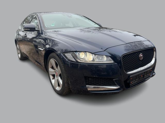 Jaguar XF 2.0 D Prestige