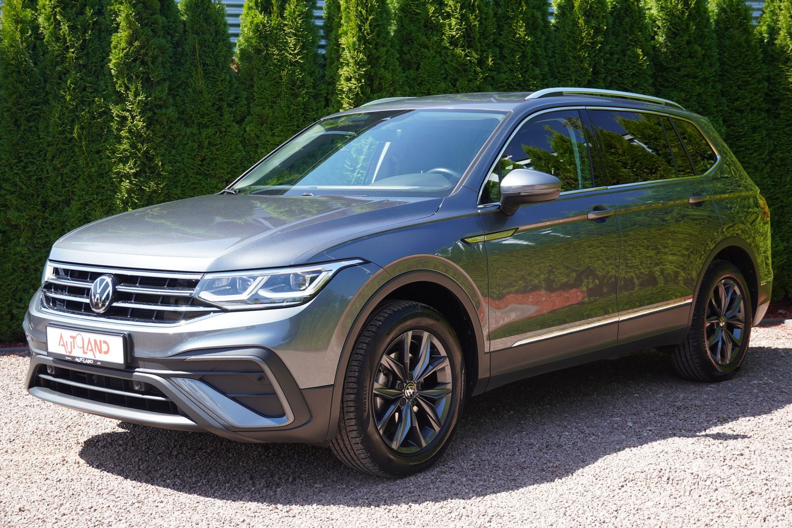 Volkswagen Tiguan Allspace 1.5 TSI DSG LED AHK ACC Keyless imagem 2