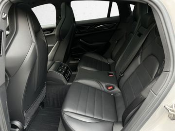 Porsche Panamera - 8