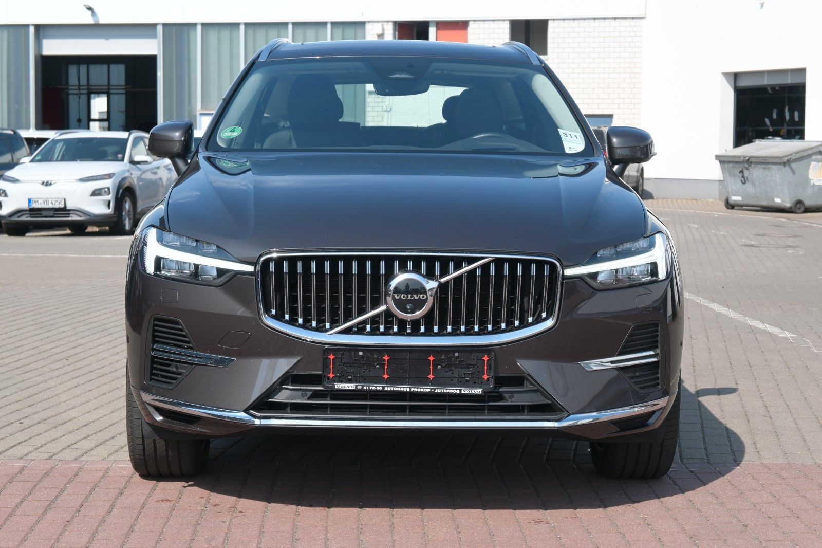 Fahrzeugabbildung Volvo XC60 T6 Inscript. PHEV AWD*HUD*Connect Edi.*360°