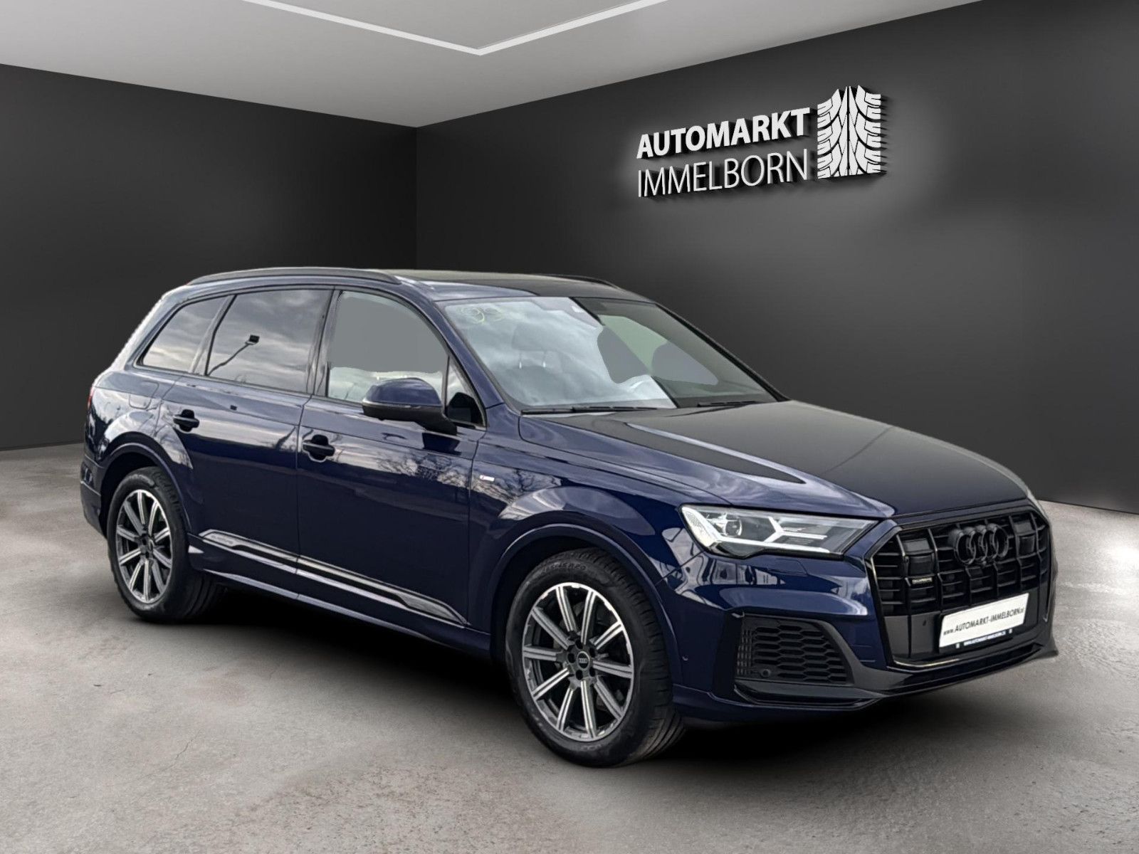 Audi Q7 - 1