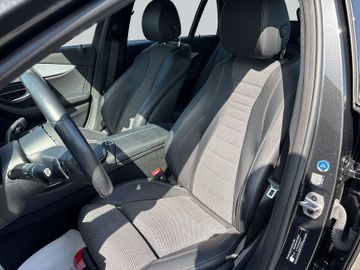 Mercedes E 220 - 10