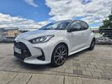 Toyota Yaris Hybrid 1.5 VVT-i GR SPORT - Toyota Yaris: Sport