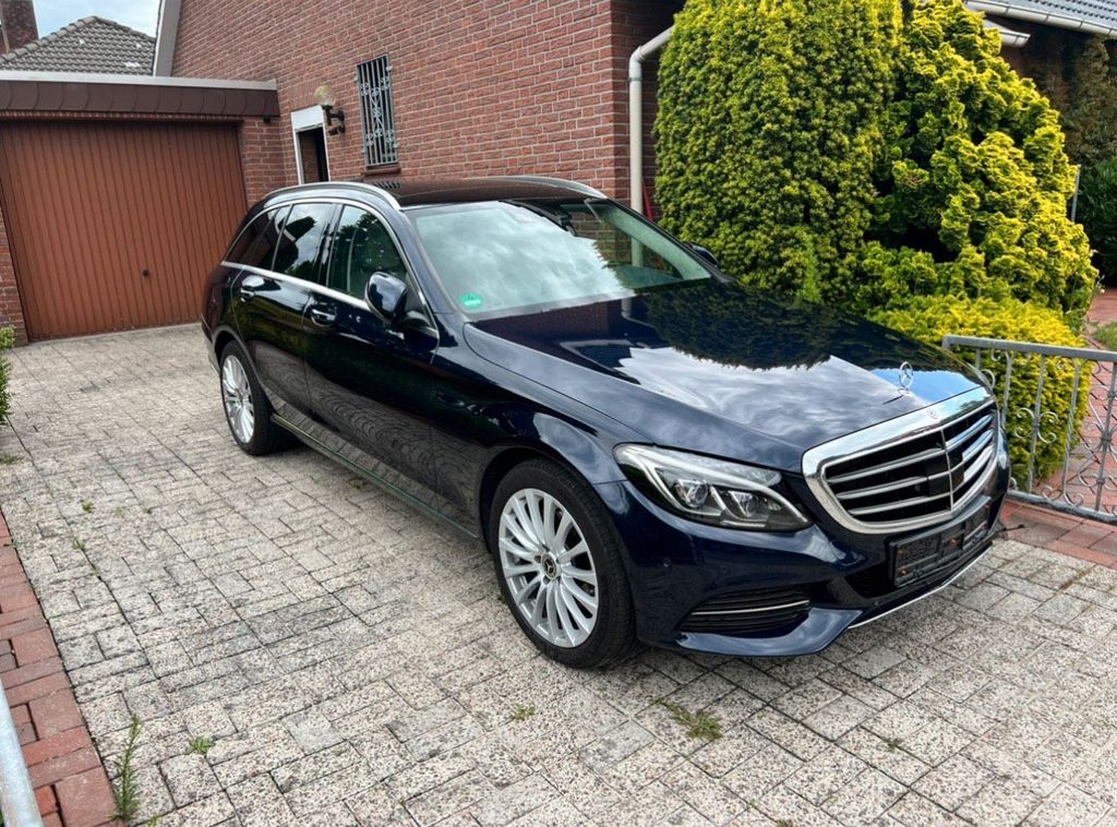 Image of Mercedes-Benz C 220