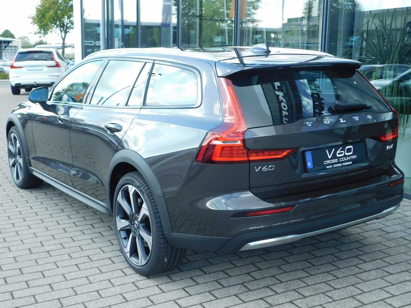 Fahrzeugabbildung Volvo V60 Cross Country B4 D AWD Ultimate