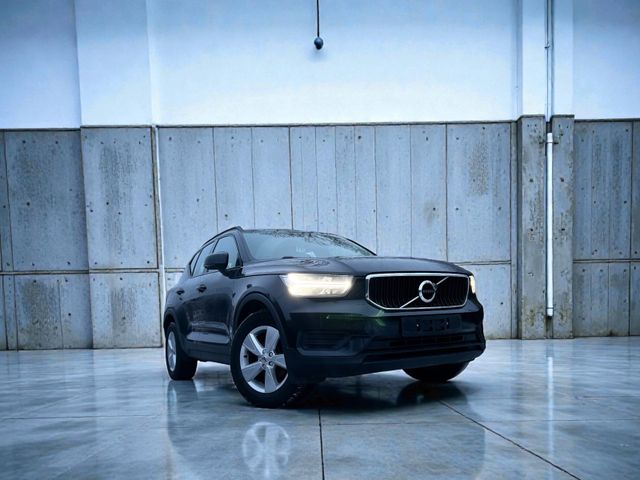 VOLVO XC 40