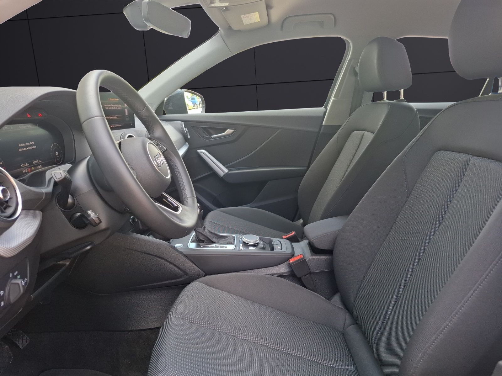 Fahrzeugabbildung Audi Q2 35 TFSI advanced S-tronic Matrix AVC Navi ACC