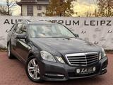 Mercedes-Benz E 220 CDI T-Modell BlueEfficiency SCHIEBEDACH*1H - Mercedes-Benz E 220: Cdi T Modell