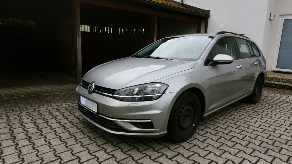 Image of Volkswagen Golf