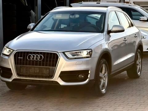 Audi Q3 2.0 TDI quattro Automatik Xenon