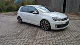 Volkswagen Golf 2.0 TSI GTI adidas GTI - Volkswagen Golf: GTI Adidas